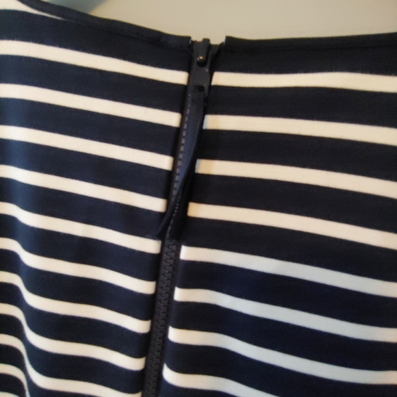 Land's End Navy Blue & White Stripped Shift Dress. - Picture 9 of 12